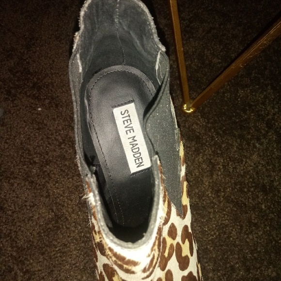 booties - Picture 2 of 6